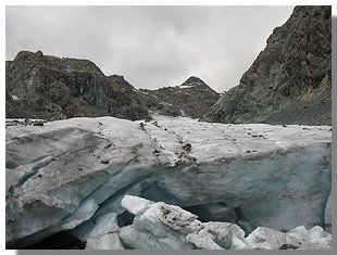 Il fronte del ghiacciaio della Ventina. Foto di M. Dei Cas