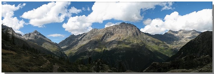 Panorama dall'alpe Zocca. Foto di M. Dei Cas