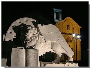 Il Leone di S. Marco nella piazza S. Marco di Albaredo. Foto di M. Dei Cas