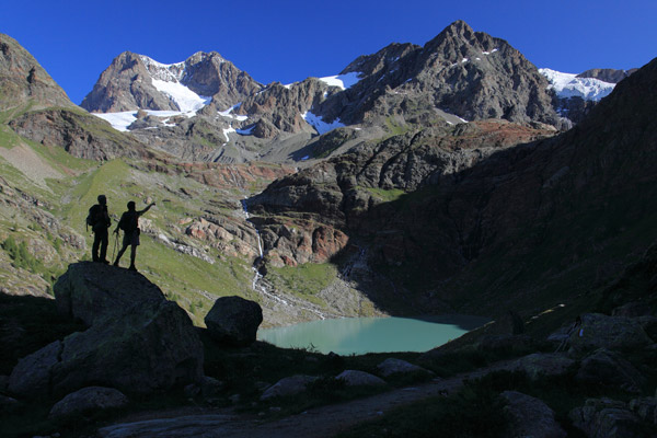La Diga e le Vette guardando verso l'Alpe Gembrè