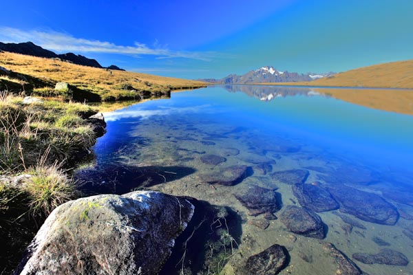 Il Lago di Campagneda e il Monte Disgrazia (foto R. Moiola)
